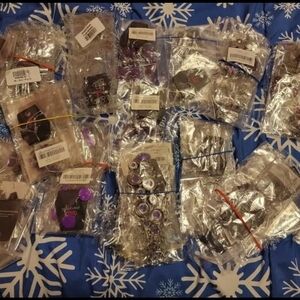 Paparazzi Purple and Silver Necklace Collection. 30 Necklaces